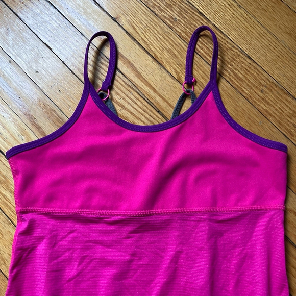 Women's Diadora Tank Top, Size XS hot Pink - Picture 5 of 9